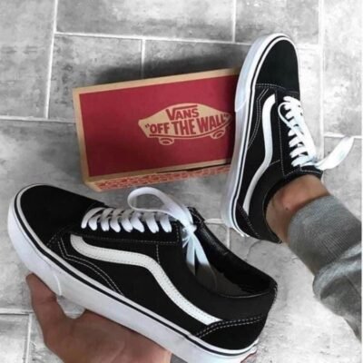 Vans Pretas